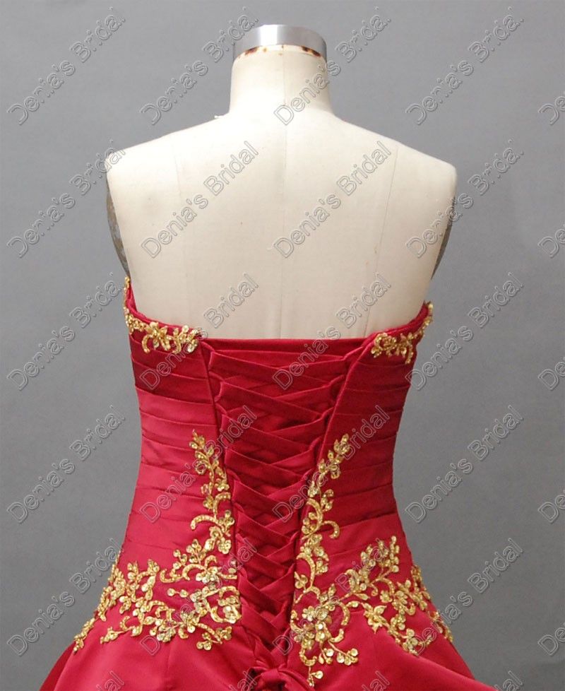 Rangs de balle de mariage rouge de luxe de Noël 2015 plis ruine avec des broderies de couleur or