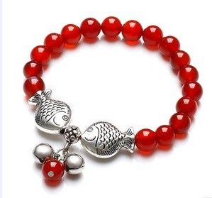 

Tibetan silver kissing fish red agate beaded bracelet elasticity Double Fish gem Handmade New arrival 15pcs
