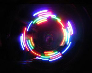5 LED 32 различных осветительных велосипедных шин клапана клапана, выделяющие горячие колеса 50 коробка = 100 шт.