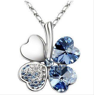 Nouvelle arrivee ! chance Cristal quatre feuilles Pendentif collier Mode femmes .24 pcs/lot