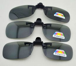 Gafas de sol que conducen libres del clip polarizado del envío del negro, gafas de sol de la tapa del tirón hacia arriba