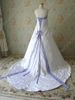 2017 strapless a linha de vestidos de casamento bordado marfim branco de cetim roxo pescoço fita real imagens vestidos de noiva DB268