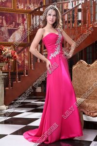 2015 Chiffon vestidos de dama de honra de um ombro rosa vestidos de noite apliques de renda tribunal trem real real imagem vestido de baile DHYZ 02 em Promoção