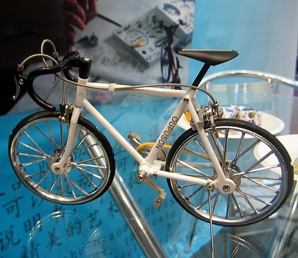 MINI BIKE MODEL ASSEMBLY KIT Mini Bicycle Assembly Model Fashion Zinc