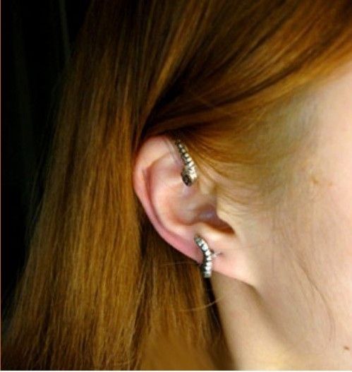 Unik örhänge Punk Cool Gothic Fashion Ear Stud Clip Cuff Earring ett objekt för vänsterör Random Color30363252794859