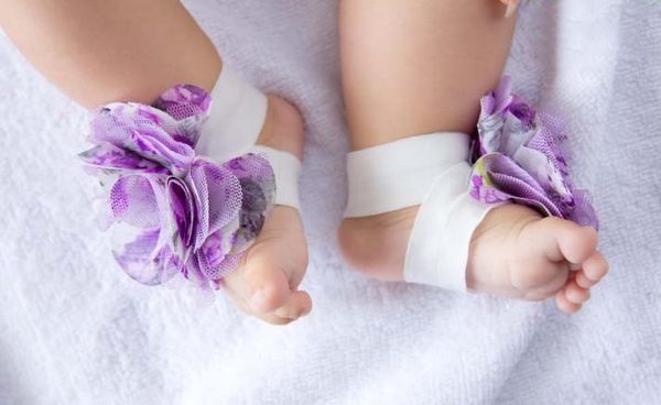 

Sandálias infantis charm_girls