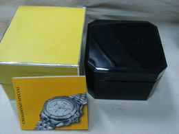 시계 책자 카드 꼬리표 및 논문을위한 사각 검은 색 나무 상자