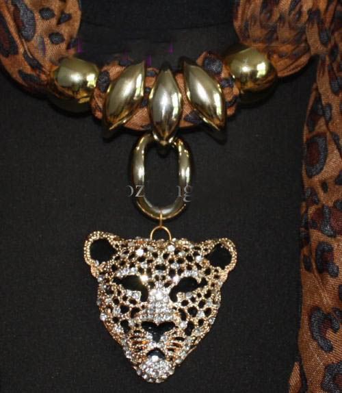 20st * Leopard Head Pendant Scarf Leopard Smycken Halsband Scarf Crystal Smycken Scarves Fashion Leopard Print Scarf