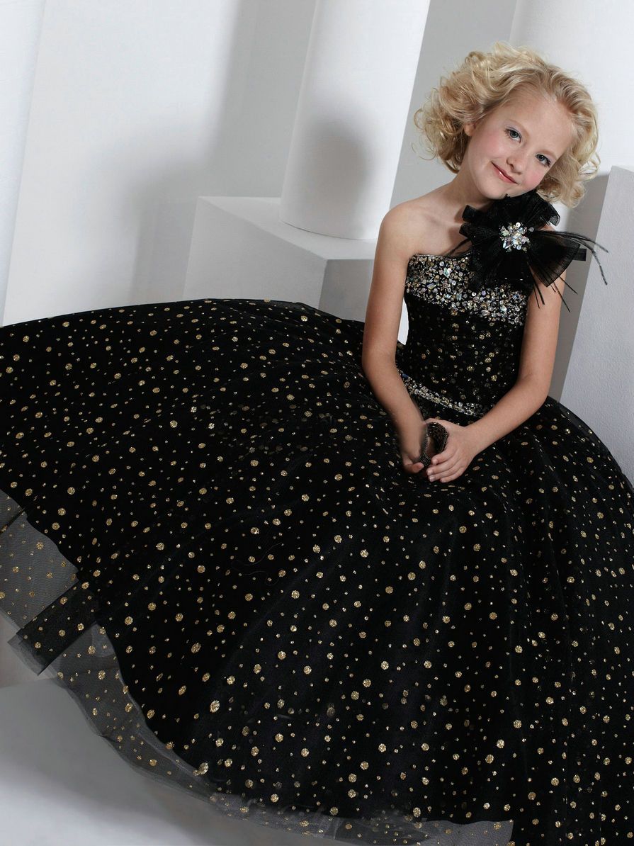 Vacker Ball GownBlack Beading One Shoulder Girl's Pageant Gowns Flg033