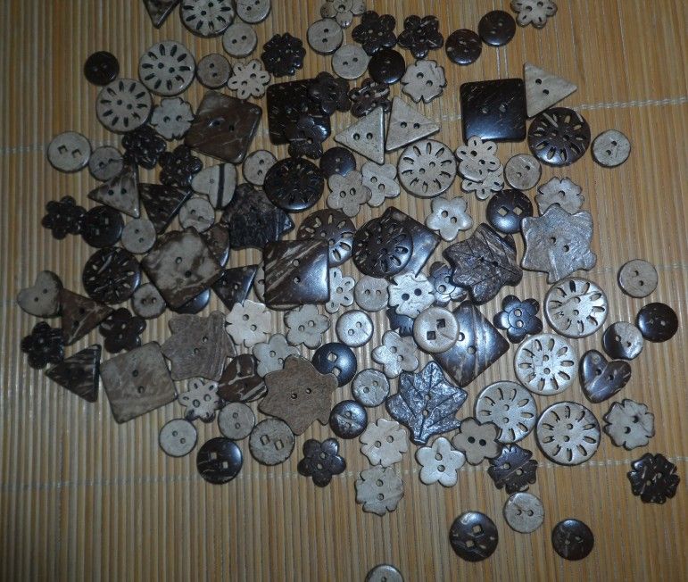 Botões de coco botões de venda mista artesanato costura botões de madeira FRETE GRÁTIS