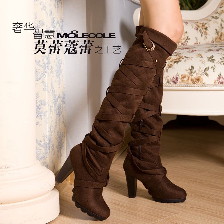 Fashion Style With Brown Heel Boots Fashion Style With Brown Heel Boots