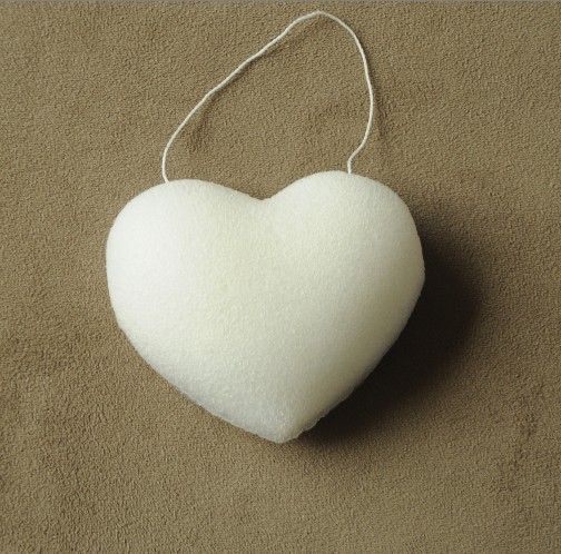heart-shaped 100% Pure Natural Konjac Facial Sponge Facial Wash Cleaning Puff 70*90*30 mm