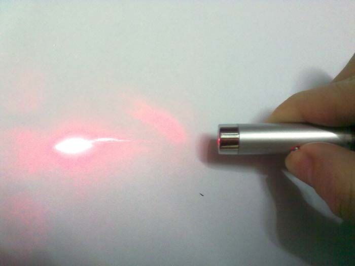 Best Price # New 2 in 1 White LED Light and Red Laser Pointer Pen Keychain Flashlight