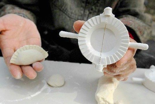 Best-seller 120 pcs Pâte Presse Ravioli Pâtisserie Tarte Boulette Gyoza Empanada Maker Moules Outil