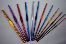 Wholesale-New Arrival 24pcs multi-colour Aluminium Crochet Hooks Needles 2-8mm#G703
