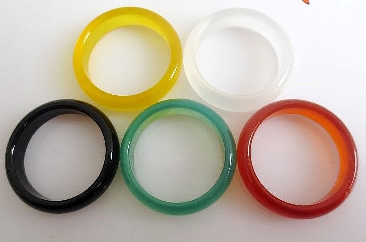 Bearbetning Lågpris Lager 50st Colorful Natural Agate Ring 6mm Agat Gemstone Ring