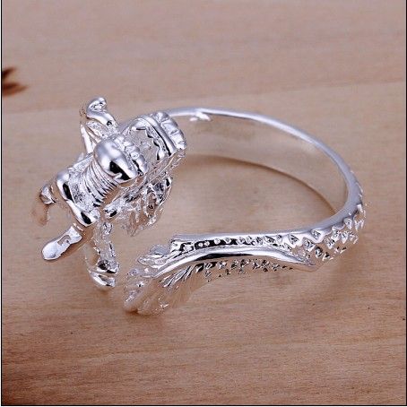 Kleine witte draak ring mode unisex hoge kwaliteit 925 zilveren sieraden gratis verzending 10pcs / lot