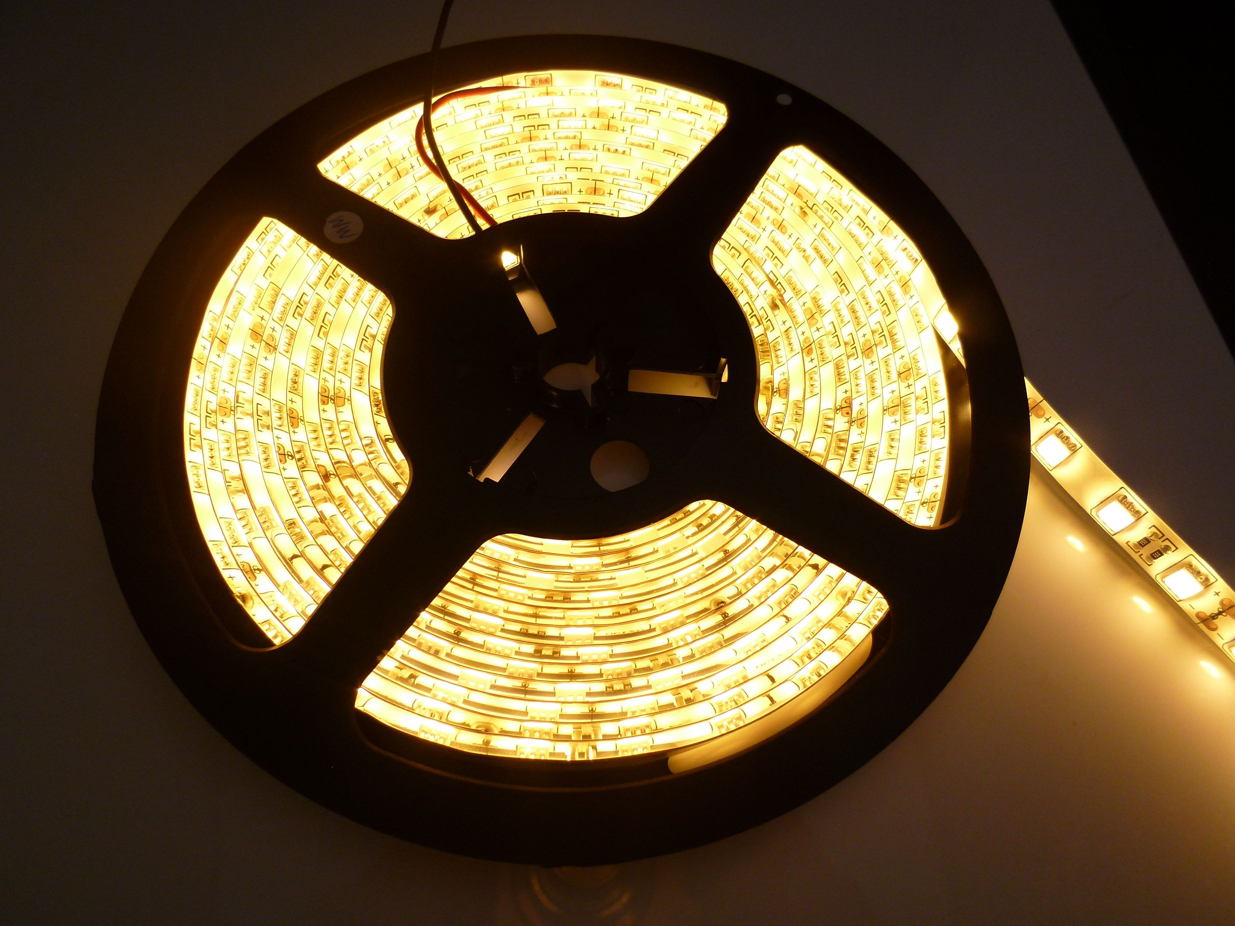 5M 5050 300 SMD Warm White LED Light Strip For Home Decoration Water