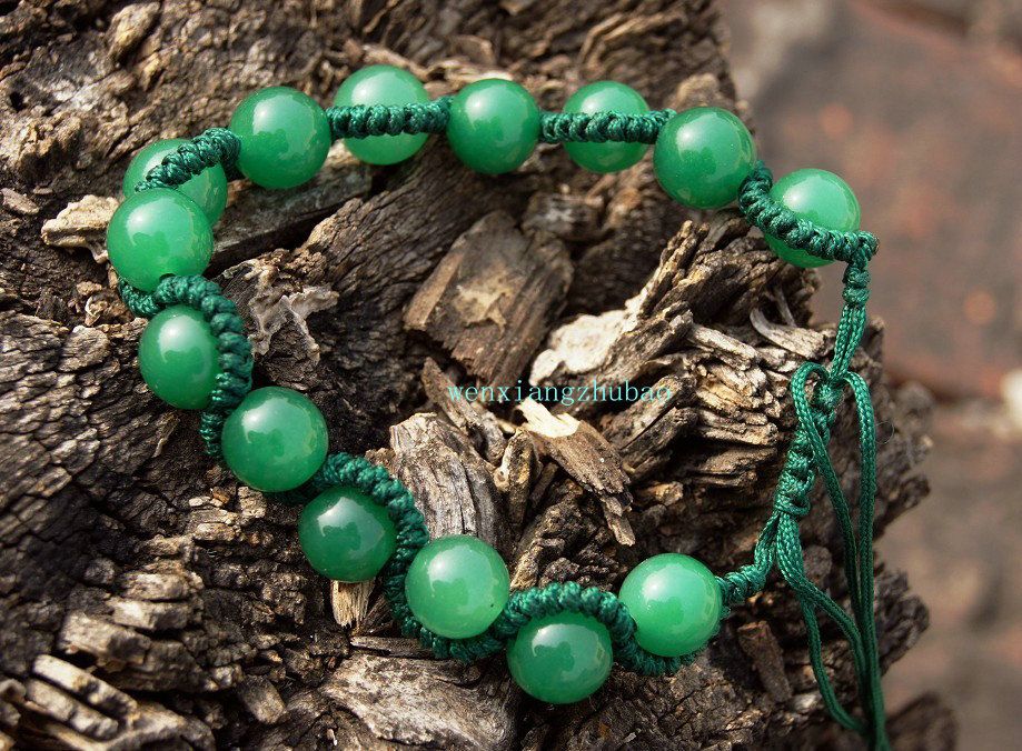 Ronde groene jade kralen van pure handslangen bedelarmband