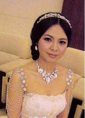 Gli orecchini della collana dei gioielli di cristallo della giacca della spallina di nuovo stile fissano i vestiti da sposa da sposa Dress6537844