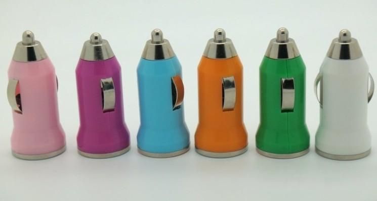 Bullet Mini USB Автомобильное зарядное устройство Универсальный для PDA MP3 MP4 Сотовый телефон iPhone4 iPhone5