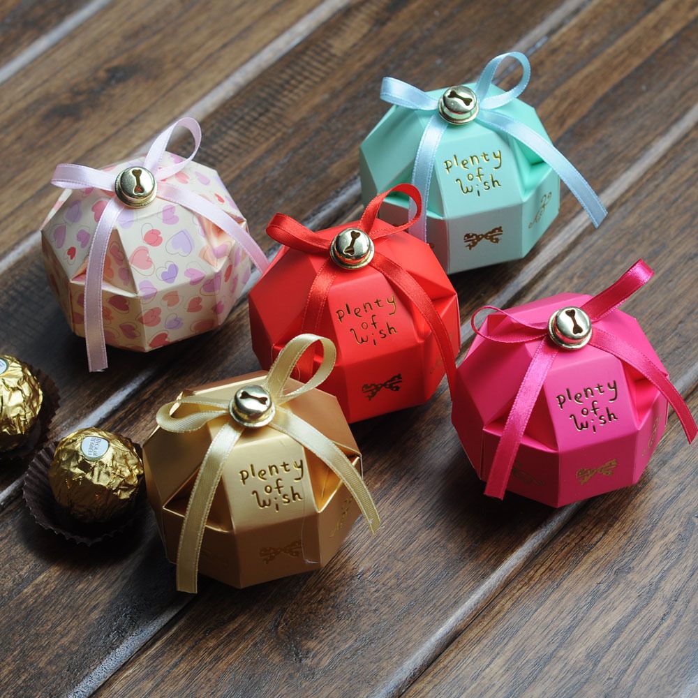 Romantic Golden Bell Candy Boxes Spherical Red Wedding Favors Party