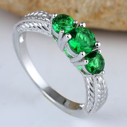 -Dame 3-Stone Runde grüne Smaragd Band Ring Silber Ring Größe 8 Mi J7701 Neupreis