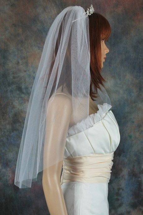 one tier ivory wedding veil
