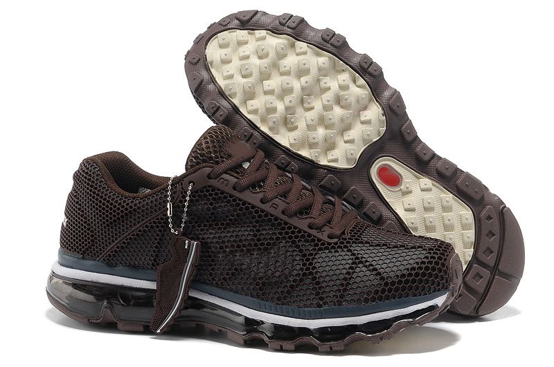 mens orange athletic shoes