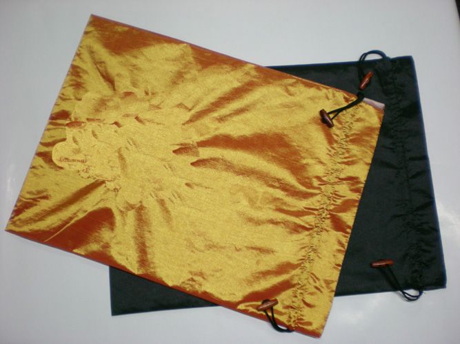 Sacchetti regalo semplici Sacchetti riutilizzabili in tessuto di seta Sacchetti imballaggio con coulisse 20x28 cm 10 pezzi Colore della miscela 1206764