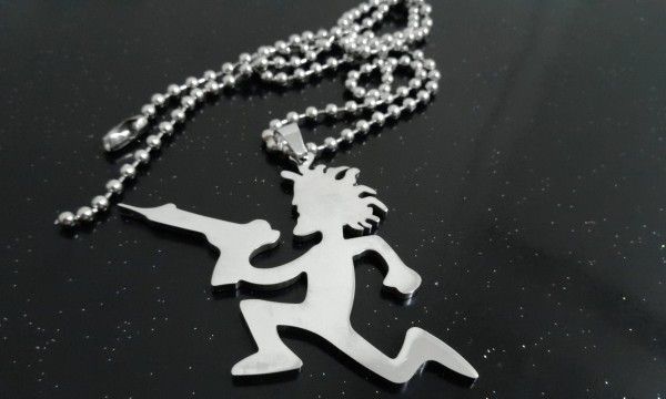 GRANDE 2''STAINESS STEEL PSICOPÁTICO CHARME ICP HATCHET HOMEM PINGENTE JUGGALO W / CHAIN ​​presente de Natal