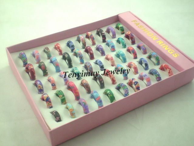 Blandad Polymer Clay Rings 6mm Bredd Barn Ring Partihandel 50st Fri frakt