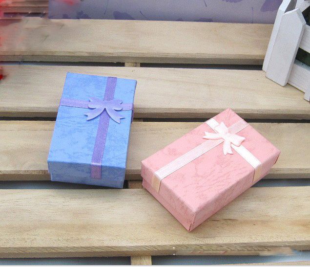 Mode-Display-Verpackung, Geschenkboxen, Schmuckschatulle, Anhänger-Box, Ohrringe-Box, 5 x 8 x 2,5 cm, zufällige Farbe, 24 Stück/Menge