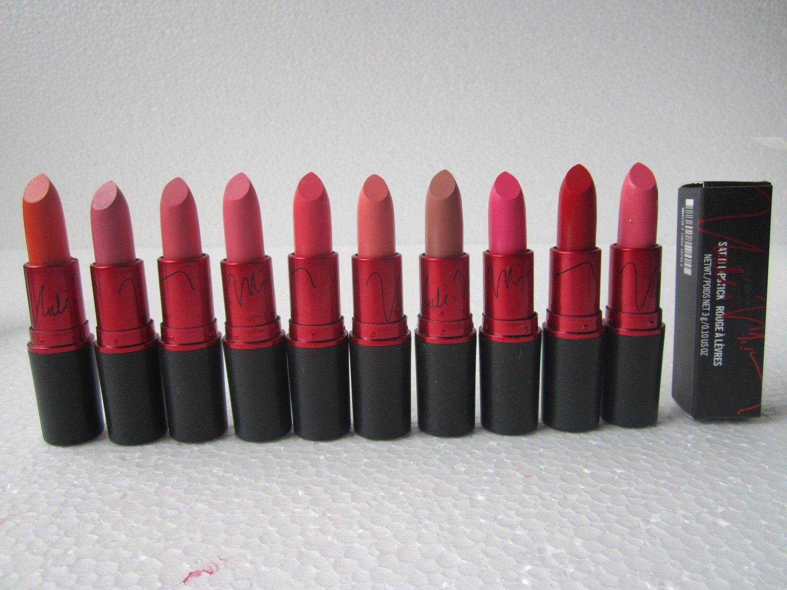 

(12pcs/lots) Makeup lustre Lipstick 3g 20colors with english name, Mix