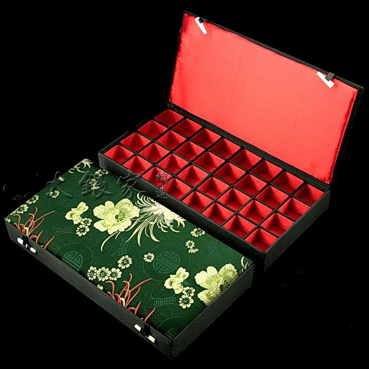 Boutique Wooden 32 Multi Grid Box Earring Stud Packaging Silk Brocade Ring Pendant Case Jade Agate Jewelry Storage Boxes 6169902