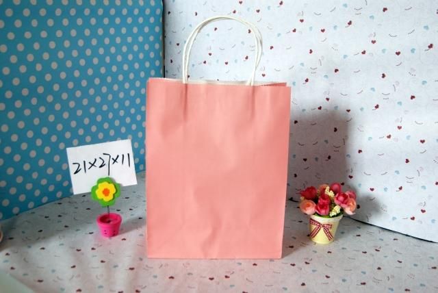 500ピース/ロットフェデックスDHLフリーシップ13カラーファッションハンドレングスハンドル紙袋27 * 21 * 11cm