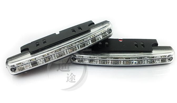 2013 New Wholesale Cheap Super White 8 LED Universal Car Light Daytime Running auto lamp