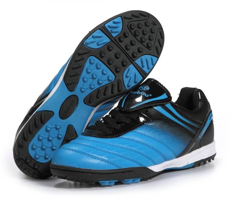 kids black football trainers