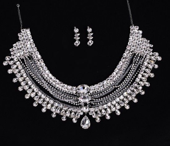 Boucles d'oreilles de mariée collier accessoires de mariage bijou cristal ensembles 2 pièces 2 ensemble comprenant collier et boucles d'oreilles 4223461