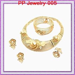 24K Gold Plated Stunning Crystal And Pearl Big Flower Wedding Bridal Jewelry Set 005