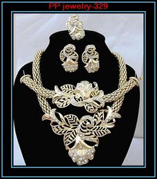 Retail!!High Quality Luxury Gold Tone Flower Jewellery sets 329 Gold Plated Flower Jewellery Sets For Woman