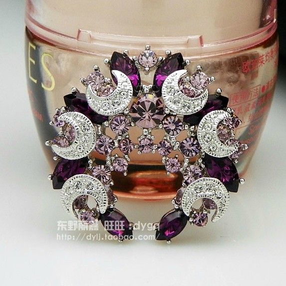 

Silver Plated Purple and Lilac Crystal Star and Moon Wrealth Brooch pin