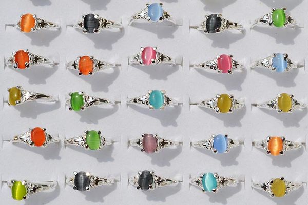 

Красочный природный камень Cat Gemstone Stone Silver Plated Rings R10 Новые ювелирные изделия 100pcs / l