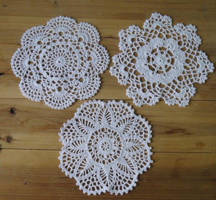Handmade Crochet pattern 3 designs Crocheted Doilies cup Pad mats table cloth coasters round Dial 20cm Custom Colors