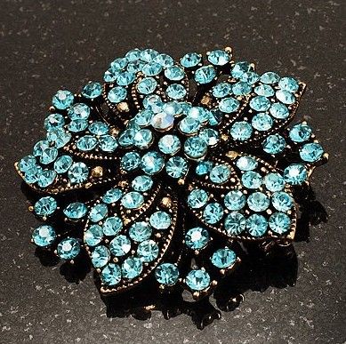 Vintage Bronze Plated Blue Rhinestone Kryształowy Kwiat Wedding Invitation Pin Broszka