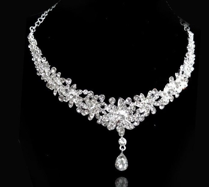 Cheap Elegant Accessories Bridal Rhinestones Necklace Jewelry A1064