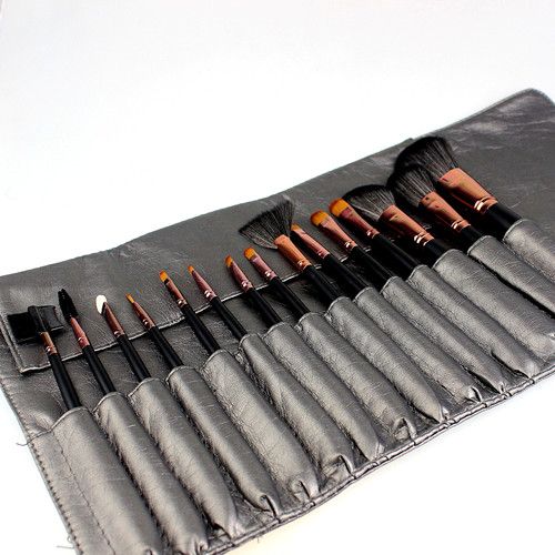 Kit di pennelli trucco da 15 pezzimanico in legno di lana di nylon, set di pennelli cosmetici professionali di qualità, neri