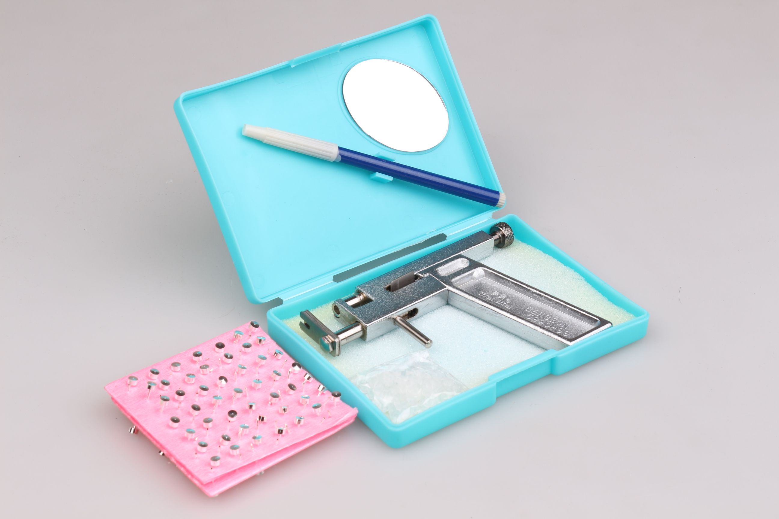 Steel Ear Tattoo Body Piercing Gun With 49 Disposable Silver Studs