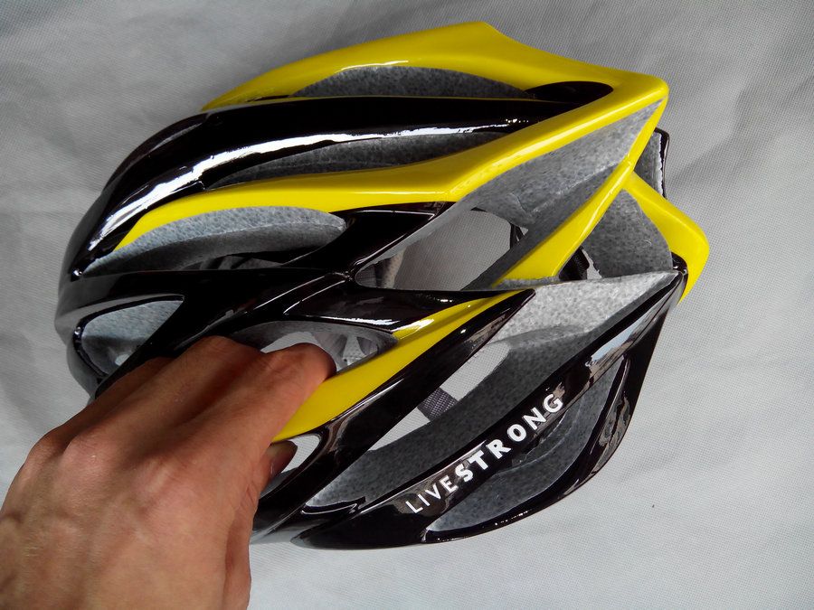 difference between mtb helmet and road helmet