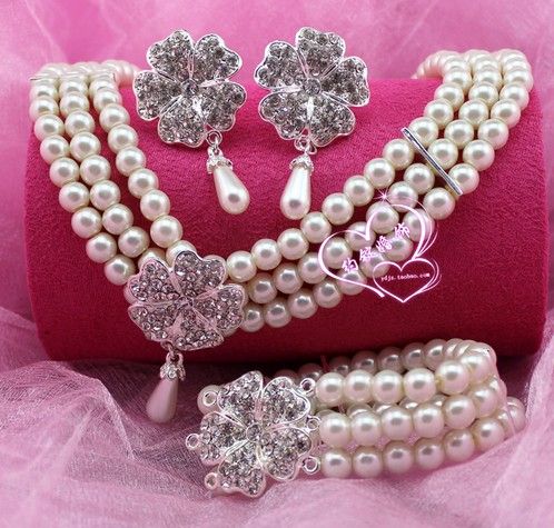 Silver Plated Cream Pearl Bridal Jewelry Set Wedding Necklace Bracelet and Earrings Sets
